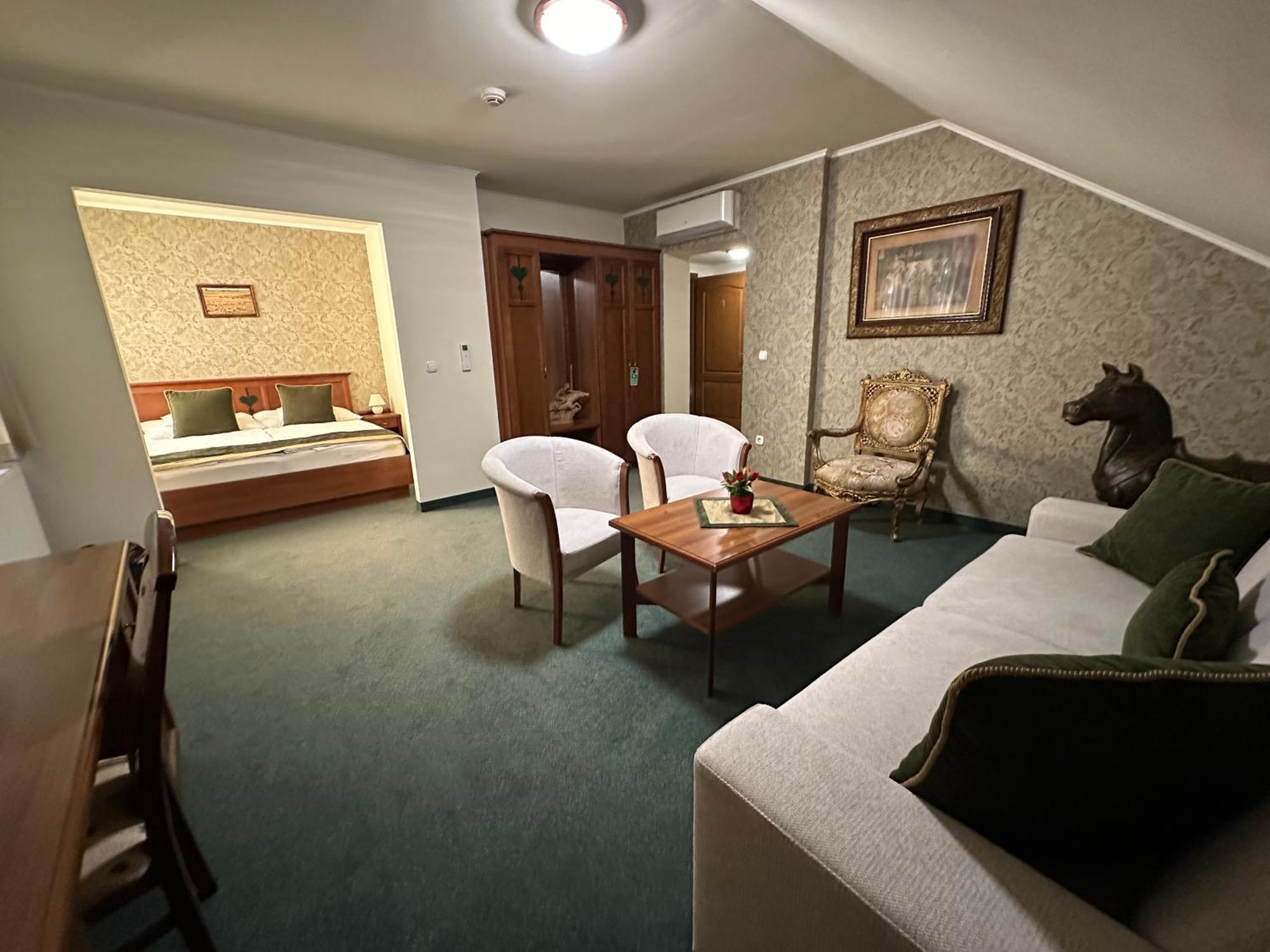 Fulopszallas Kigyosi Csarda & Panzio B&B 외부 사진