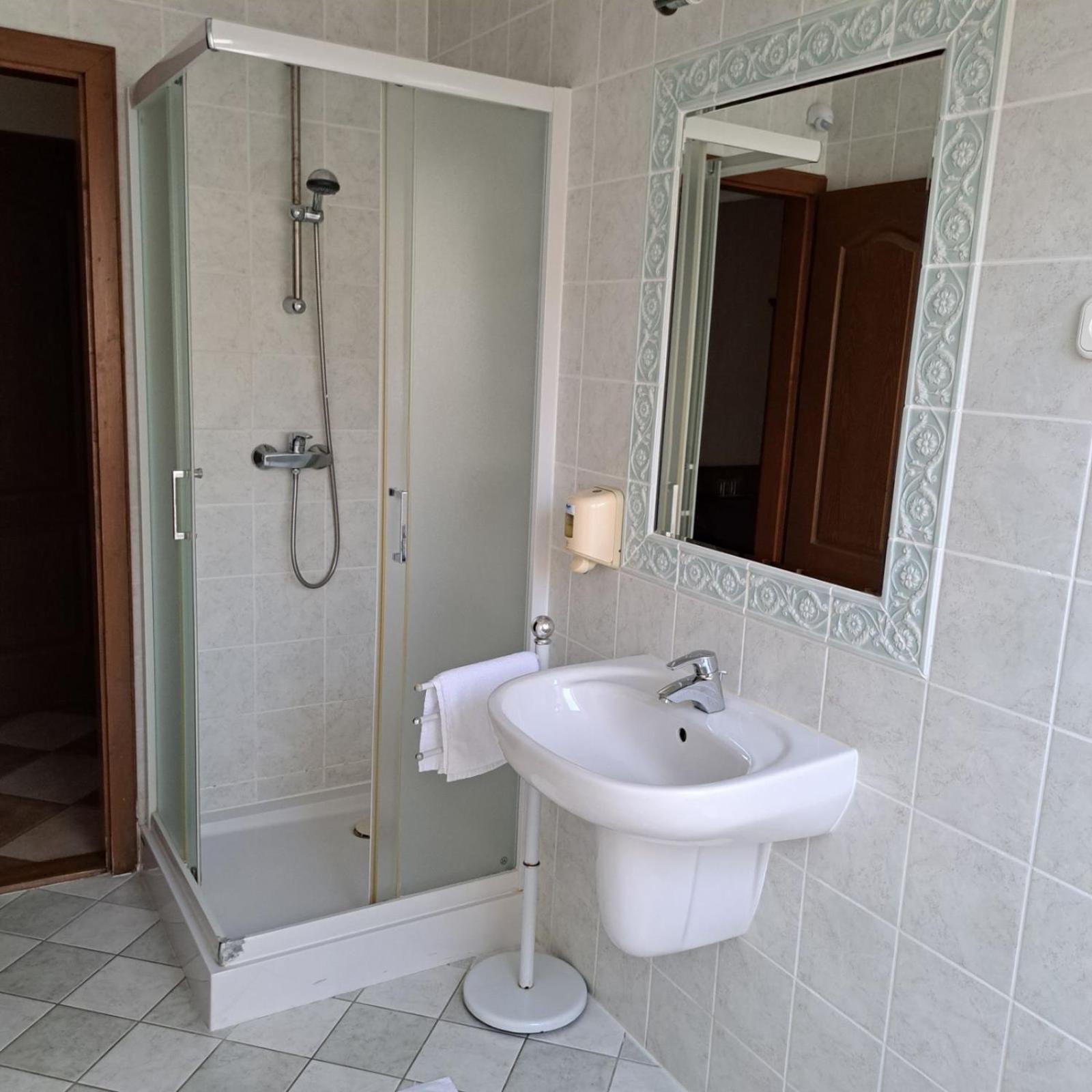 Fulopszallas Kigyosi Csarda & Panzio B&B 외부 사진